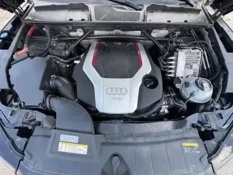 Audi SQ5 PRESTIGE * CARFAX * АвтоКредит * Цена до България* - изображение 9