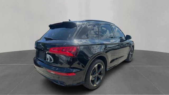 Audi SQ5 PRESTIGE * CARFAX * АвтоКредит * Цена до България* - изображение 4