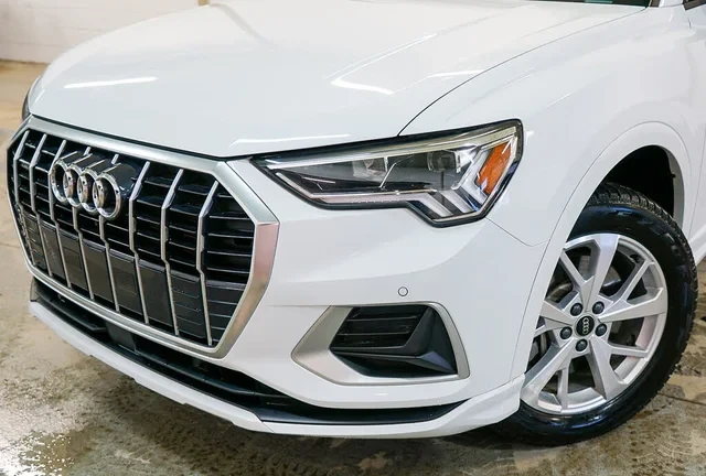 Audi Q3 Komfort 45 TFSI* АвтоКредит* (ЦЕНА ДО БГ) - изображение 2