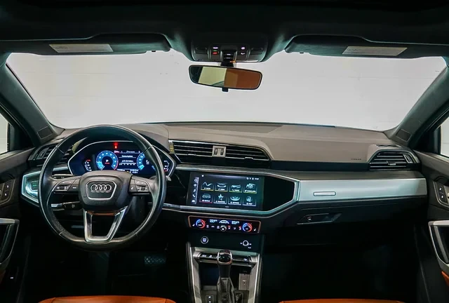 Audi Q3 Komfort 45 TFSI* АвтоКредит* (ЦЕНА ДО БГ) - изображение 10