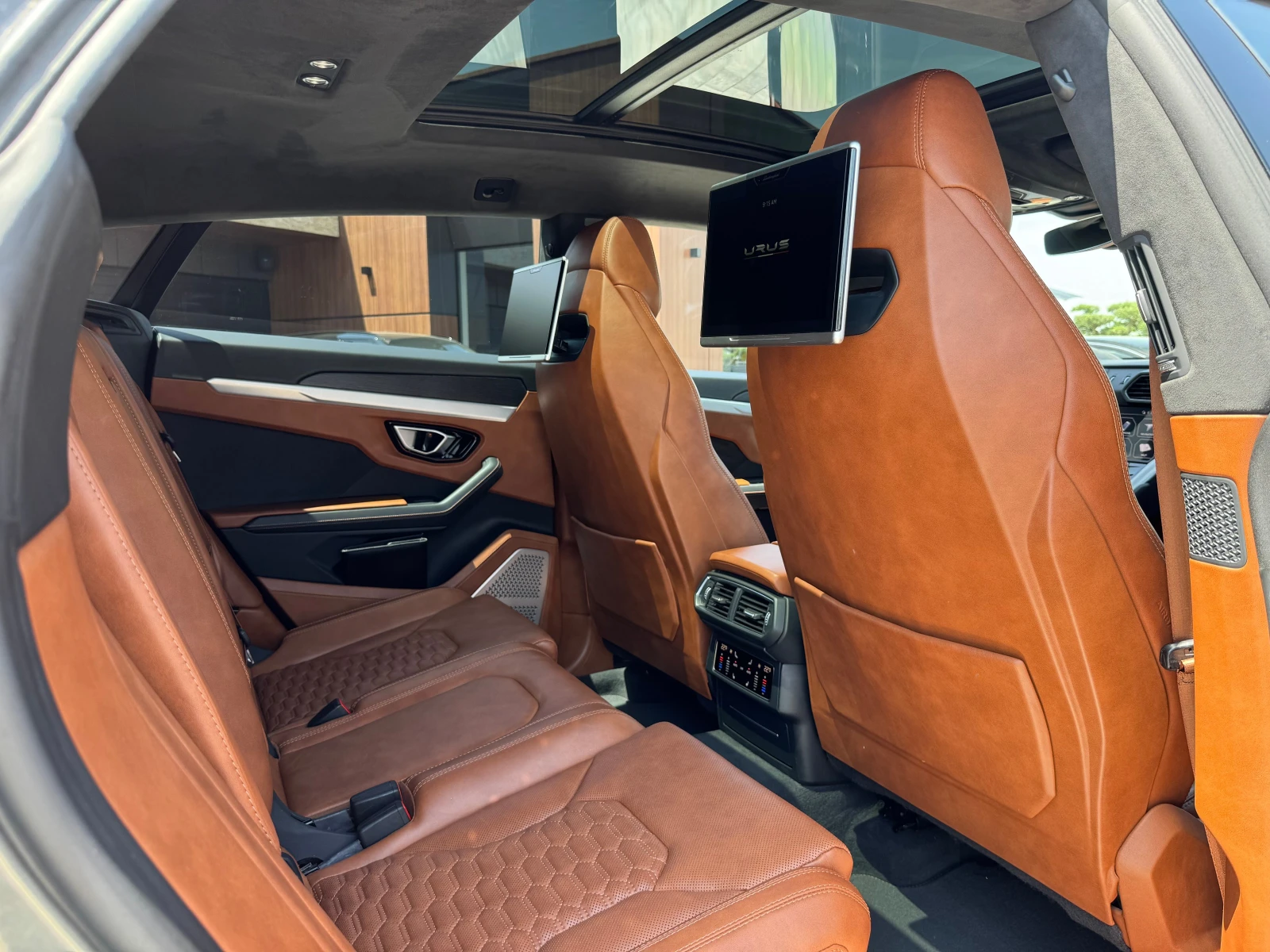 Lamborghini Urus | Mobile.bg   14