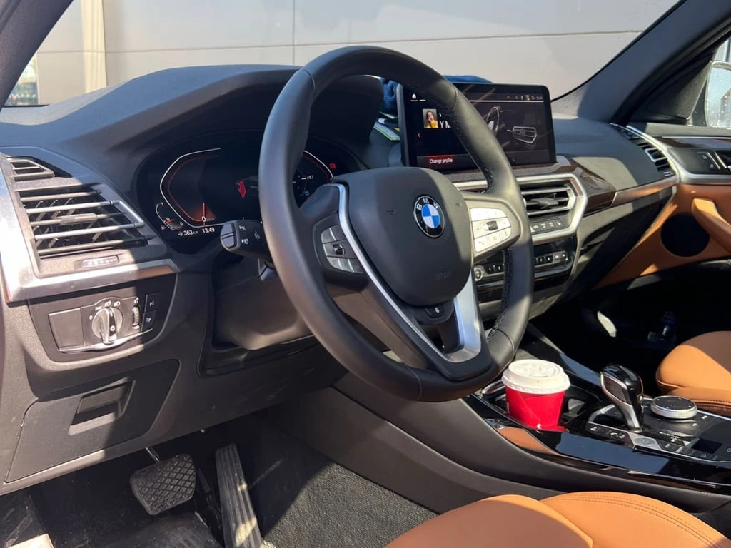 BMW X3 * xDrive30i * CARFAX *    | Mobile.bg   5