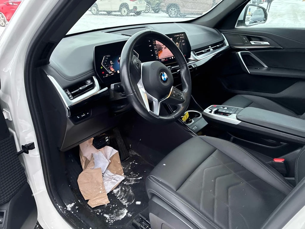 BMW X1 * xDrive28i * CARFAX * КАМЕРА * ПОДГРЕВИ * PANO - изображение 5