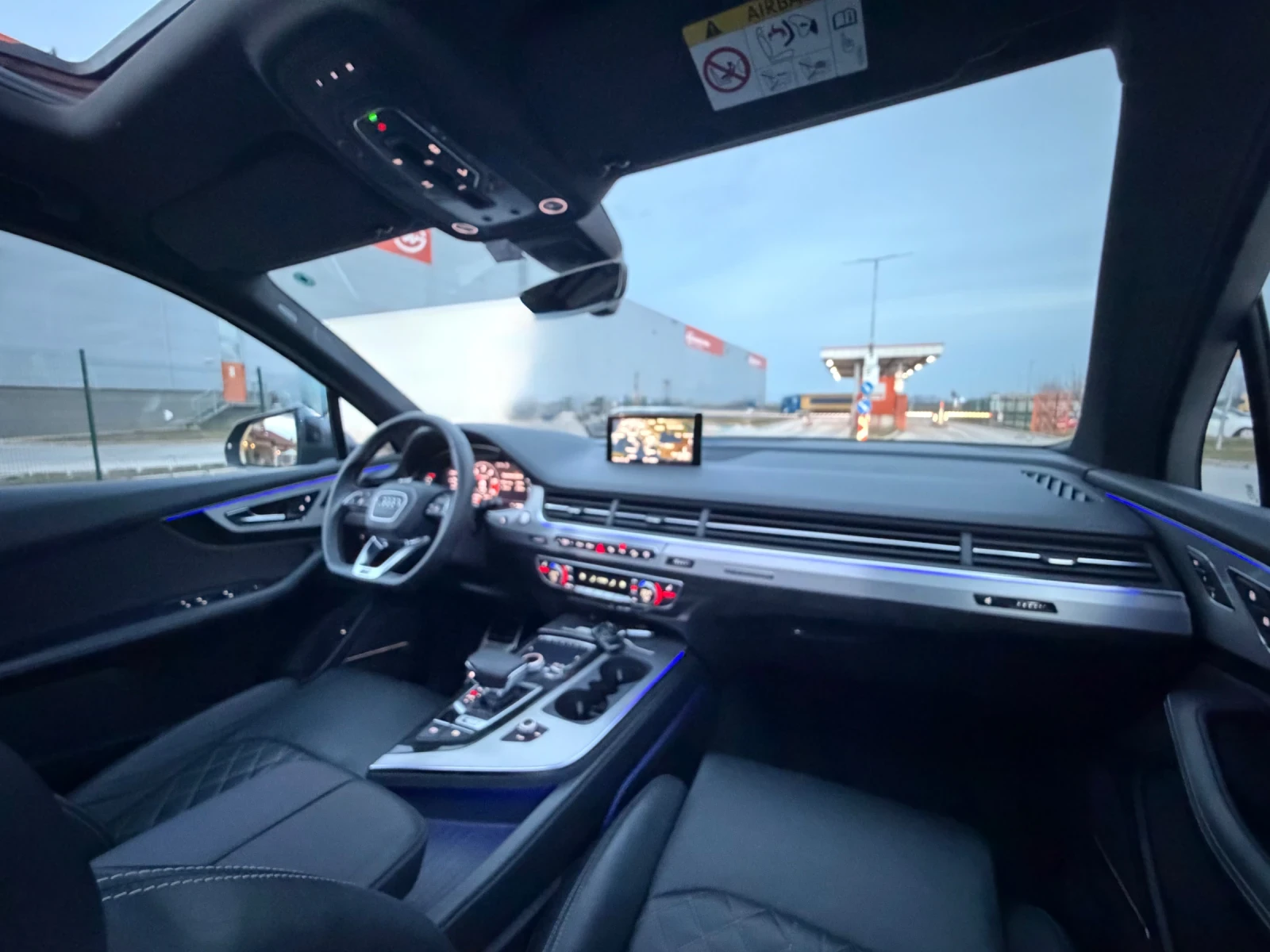 Audi SQ7 4.0TDI Germany, снимка 13 - Автомобили и джипове - 53711812