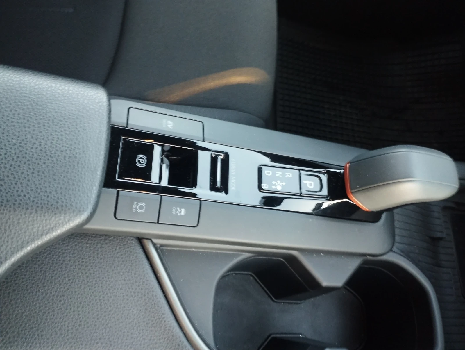 Toyota C-HR Team-Deuchland+ Technical Packet, снимка 12 - Автомобили и джипове - 53749342