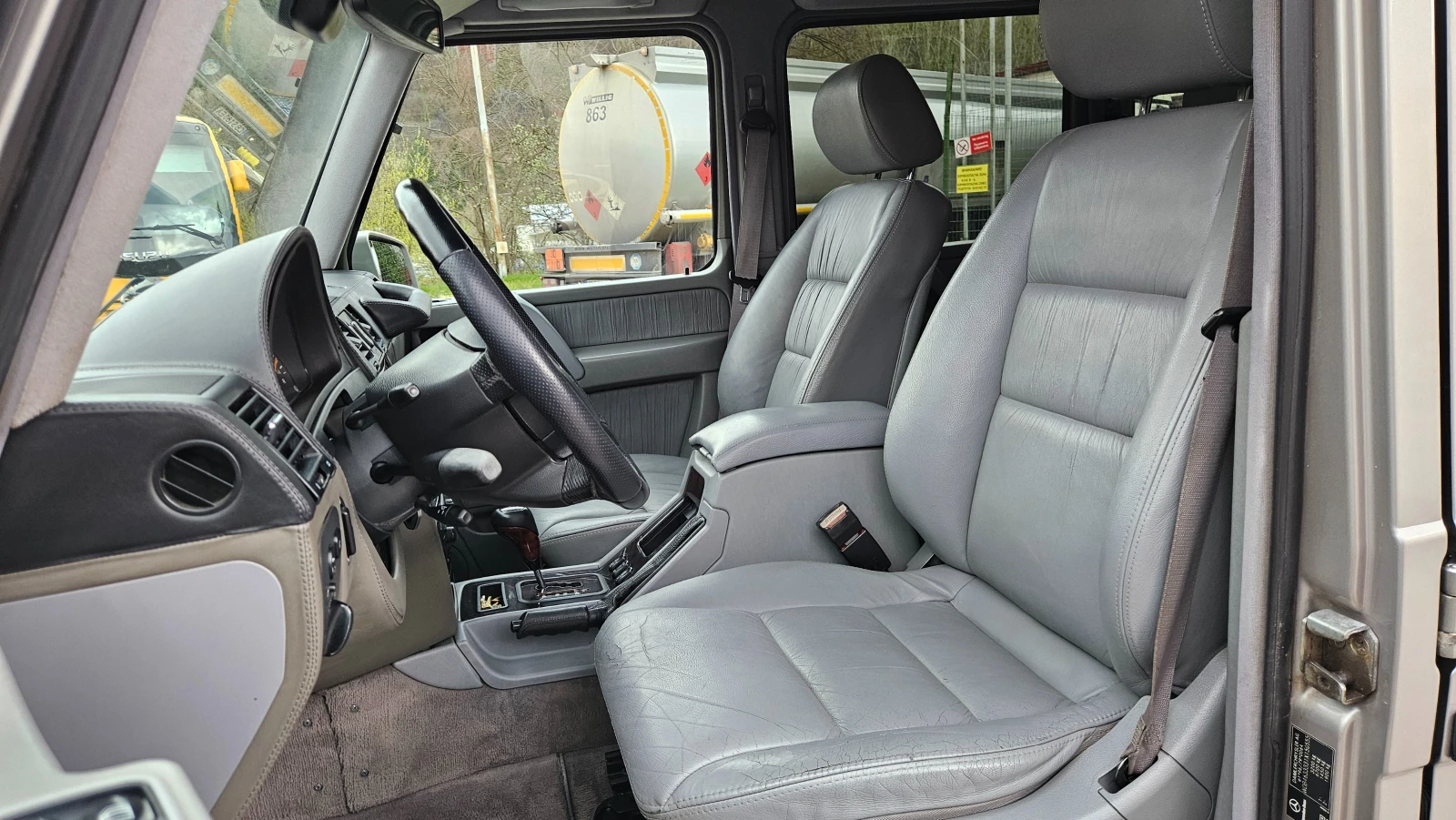 Mercedes-Benz G 400 Cdi AMG/KOJA/KLIMATRON/NAVIG/AVTOMAT, снимка 12 - Автомобили и джипове - 54184234