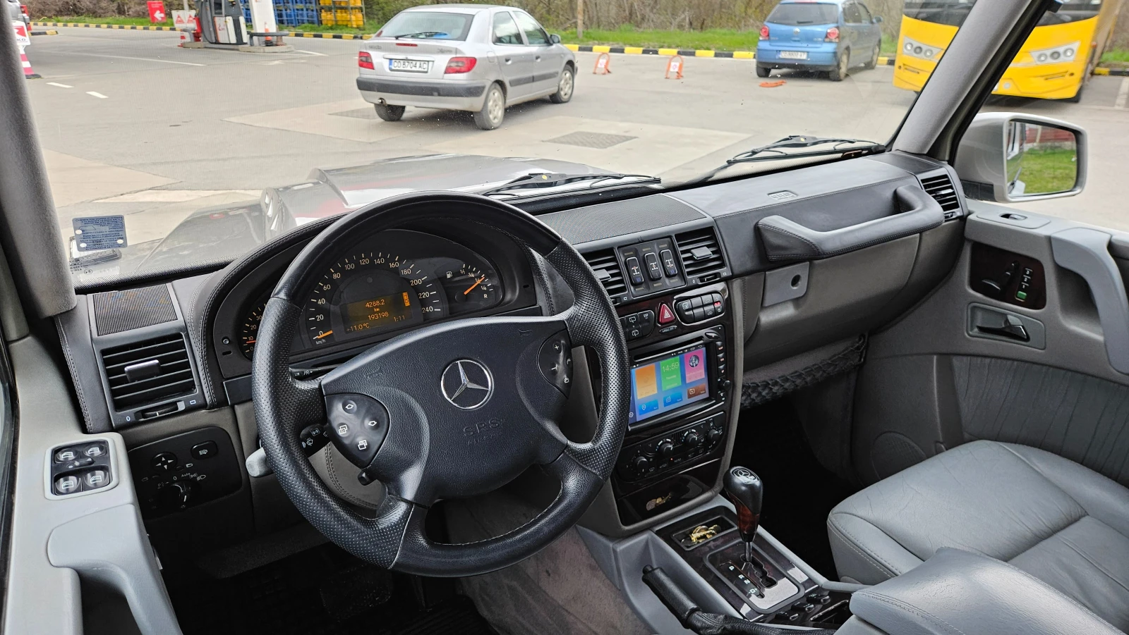 Mercedes-Benz G 400 Cdi AMG/KOJA/KLIMATRON/NAVIG/AVTOMAT, снимка 10 - Автомобили и джипове - 54184234
