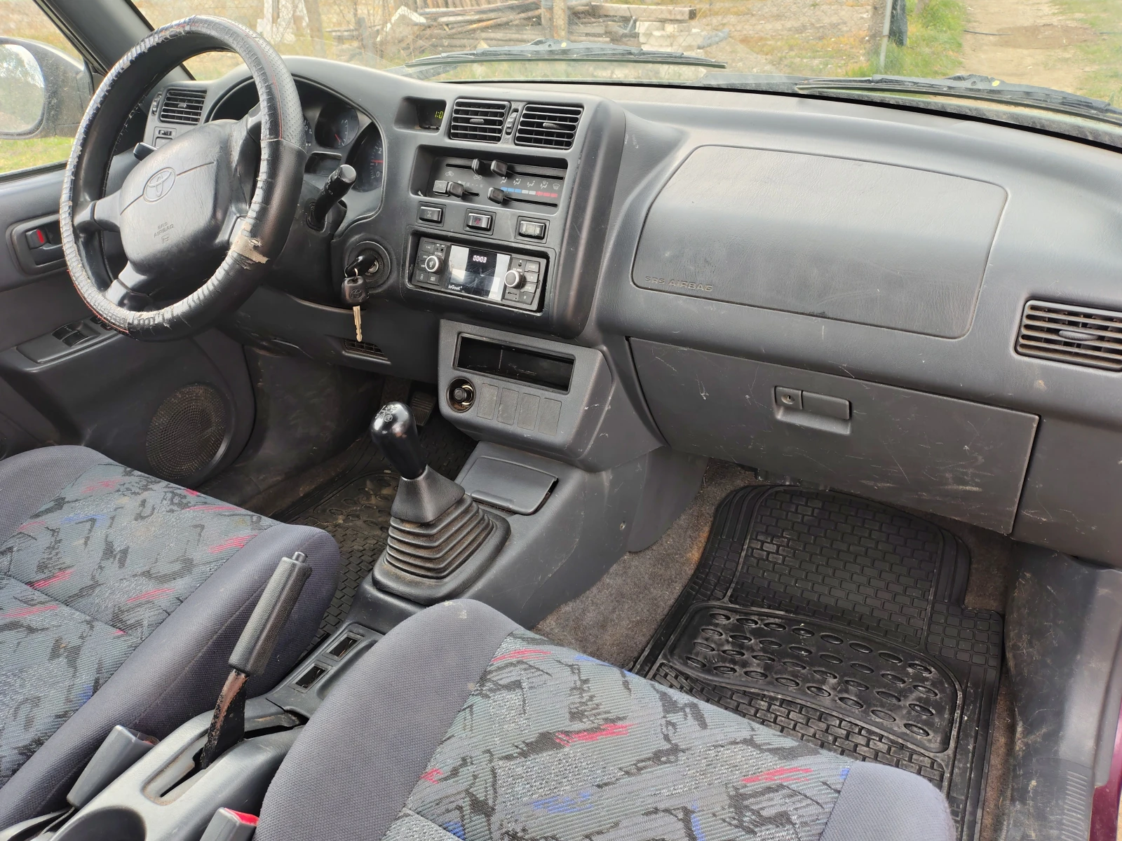 Toyota Rav4 Бензин 4x4 klimatik , снимка 8 - Автомобили и джипове - 54260857