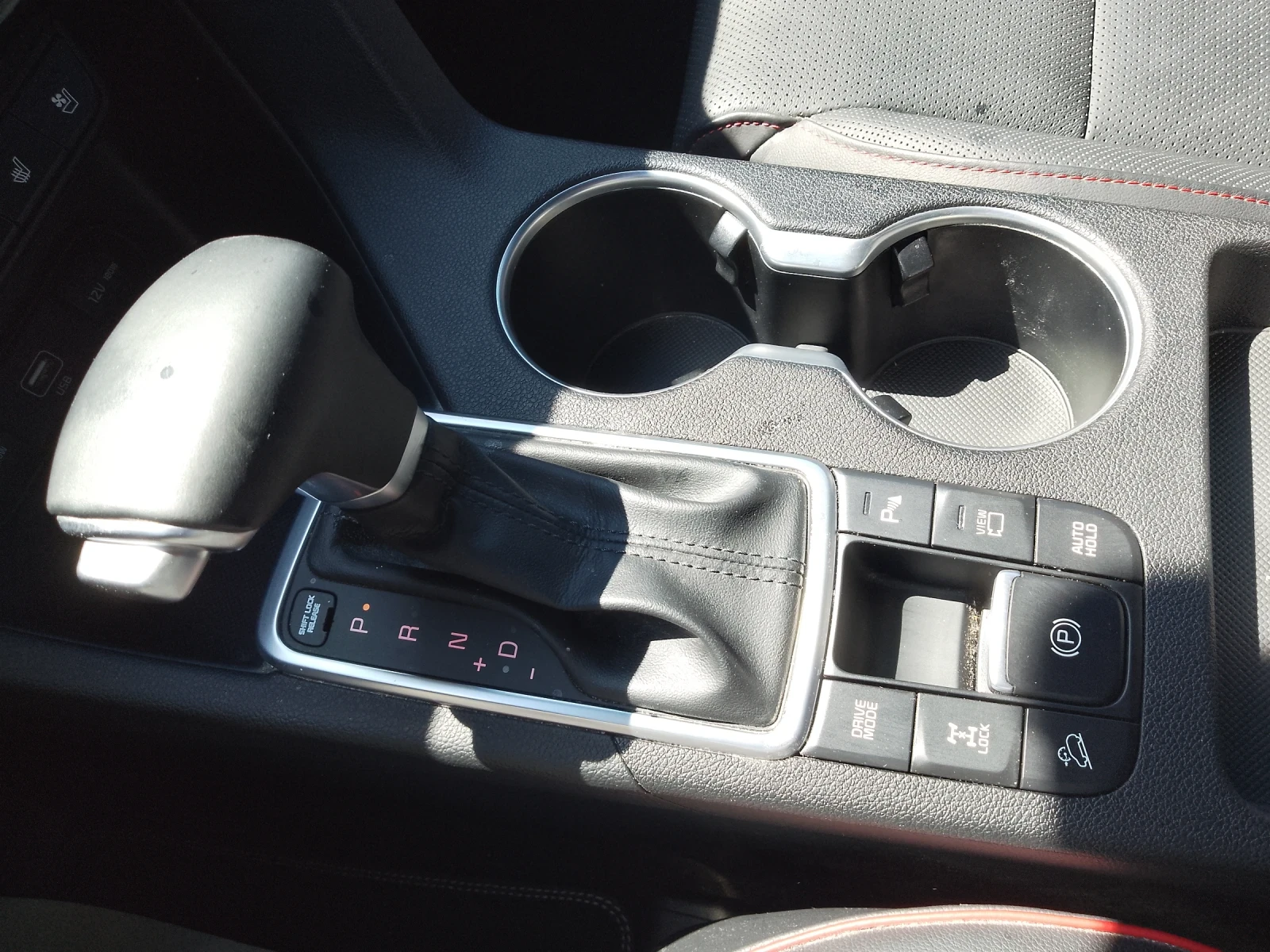 Kia Sportage 1.6 CRDI/4x4/GT-Llne/FULL, снимка 13 - Автомобили и джипове - 54311787