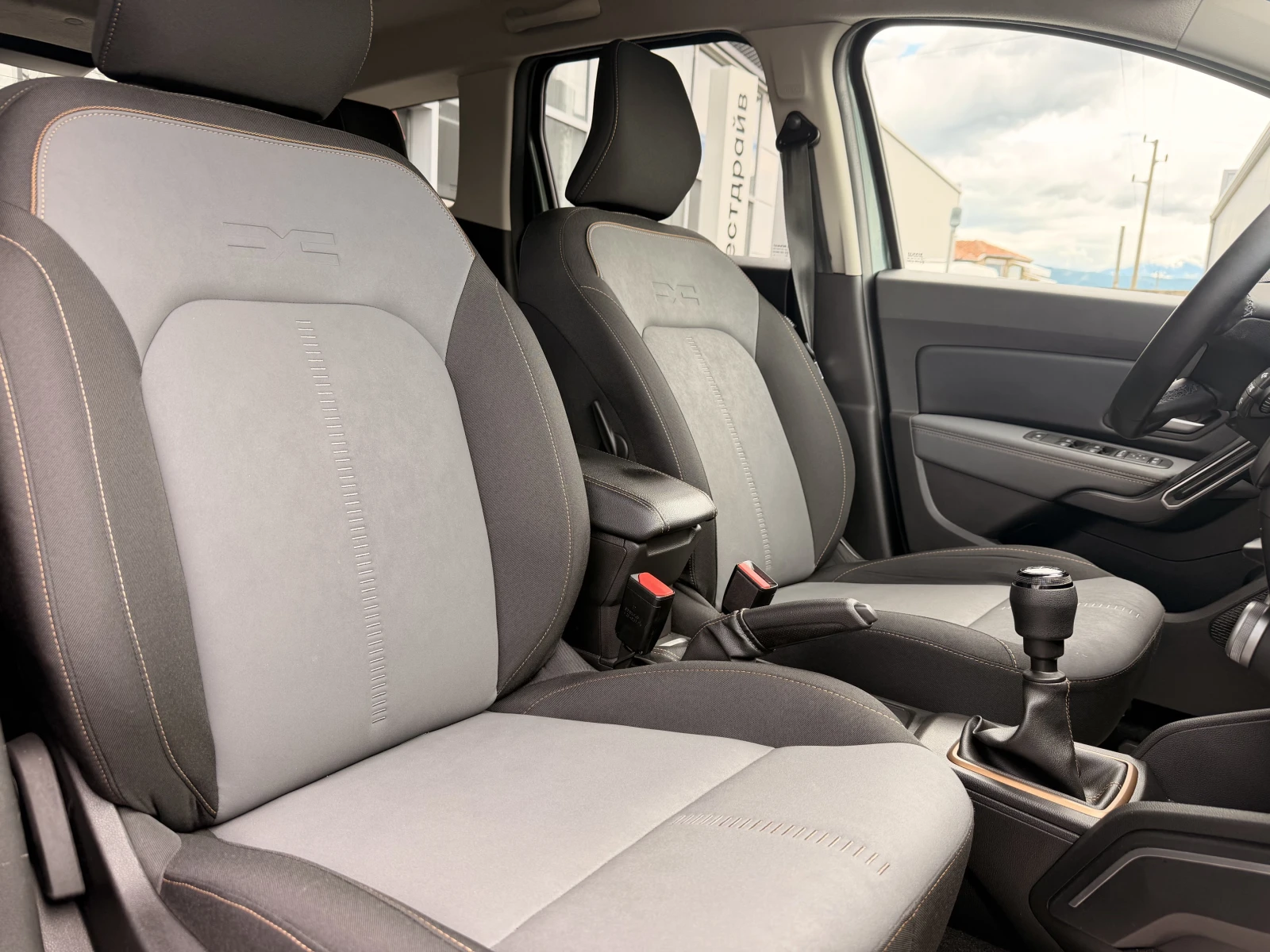 Dacia Duster 1.0 �Ce / 100 �.� / ECO-G | Mobile.bg � ����������� 15