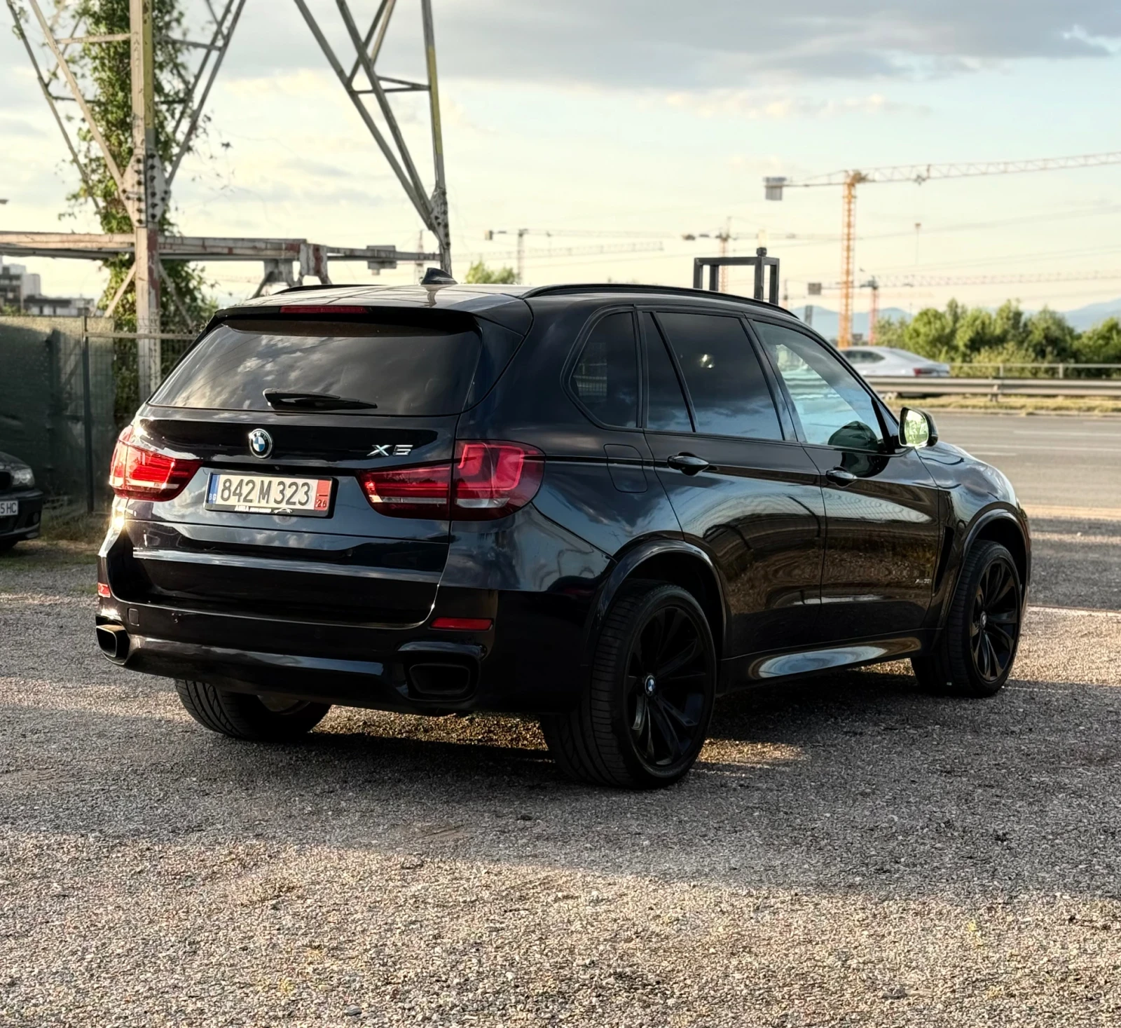 BMW X5 35i/M-Pack/LED/Digital/HUD/Вакуум/360/Пано, снимка 4 - Автомобили и джипове - 55290119