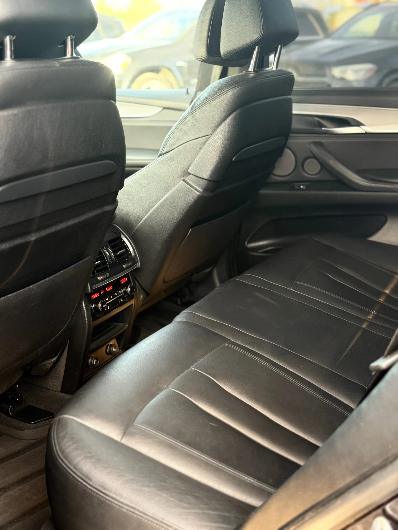 BMW X5 35i/M-Pack/LED/Digital/HUD/Вакуум/360/Пано, снимка 13 - Автомобили и джипове - 55290119
