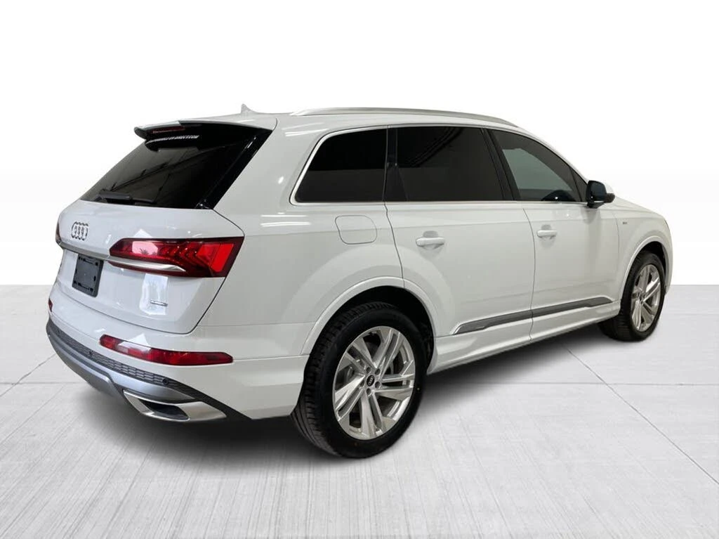 Audi Q7 55TFSI* MATRIX* 360КАМЕРА* ПАНОРАМА* LANE* ASSIST*, снимка 4 - Автомобили и джипове - 56168966