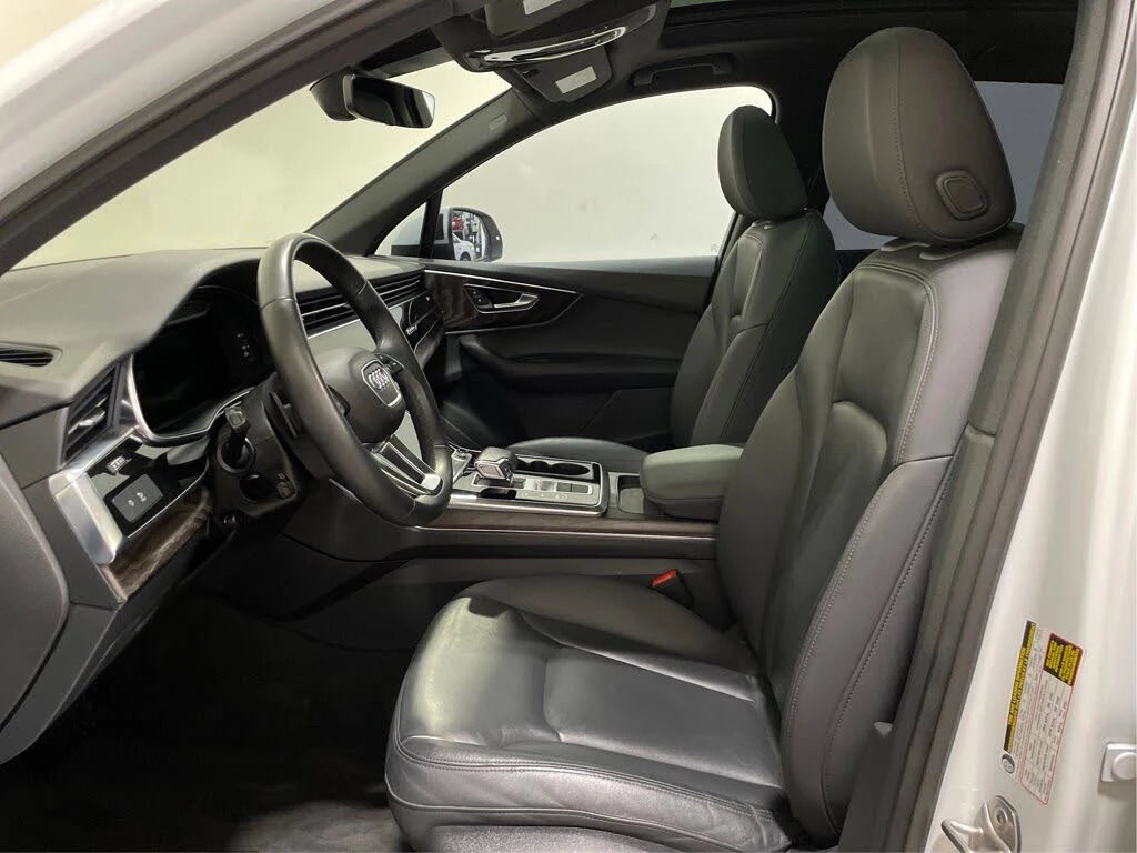 Audi Q7 55TFSI* MATRIX* 360КАМЕРА* ПАНОРАМА* LANE* ASSIST*, снимка 14 - Автомобили и джипове - 56168966