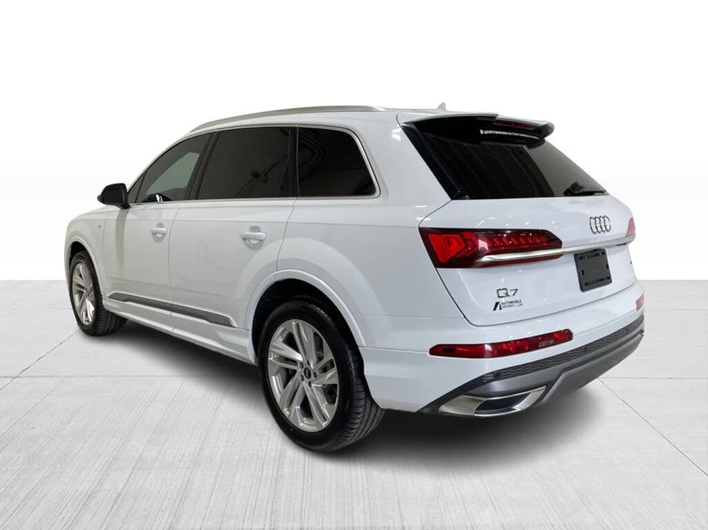Audi Q7 55TFSI* MATRIX* 360КАМЕРА* ПАНОРАМА* LANE* ASSIST*, снимка 2 - Автомобили и джипове - 56168966