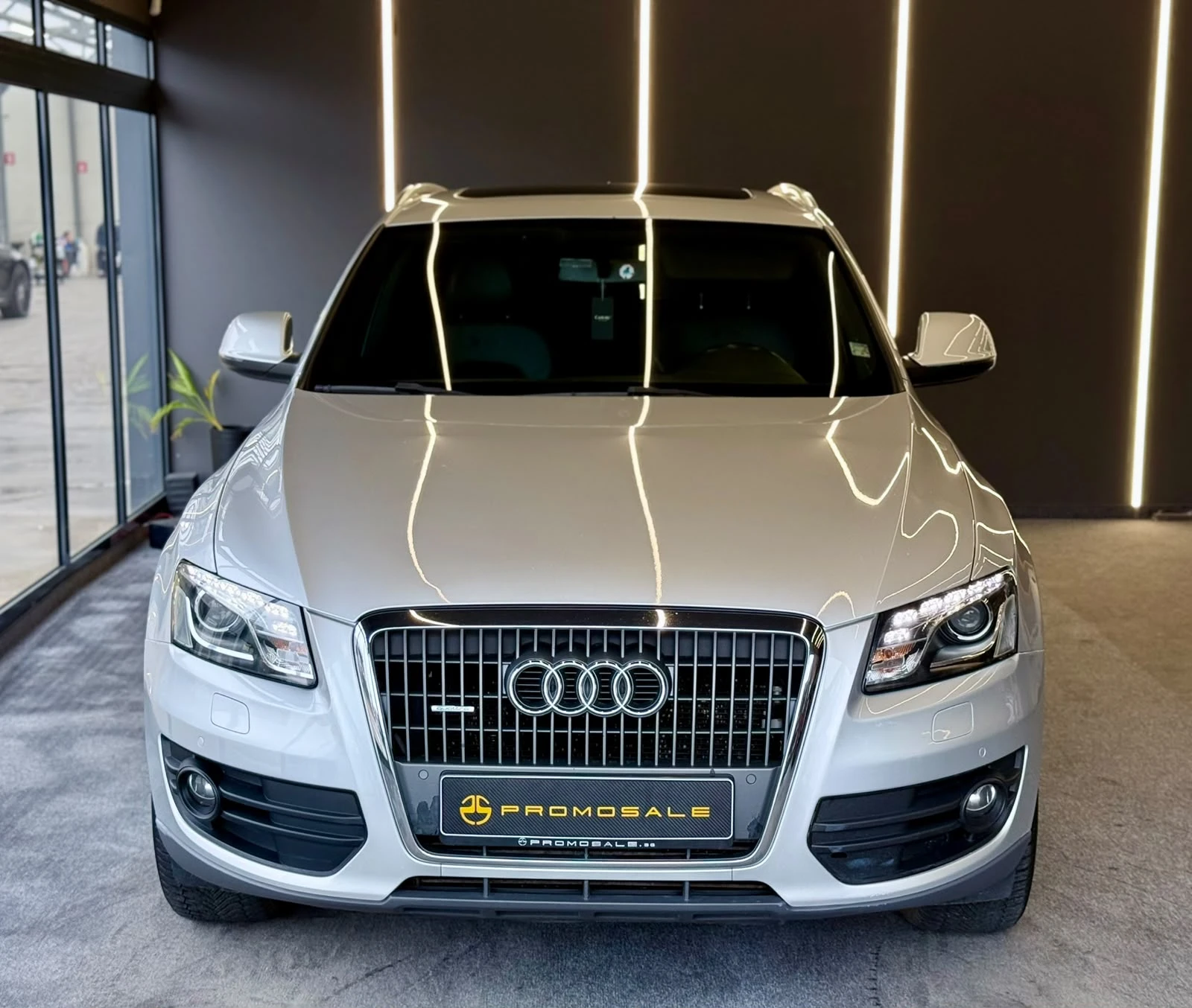 Audi Q5 Quattro* S-Line* Pano* ЛИЗИНГ, снимка 2 - Автомобили и джипове - 56658313