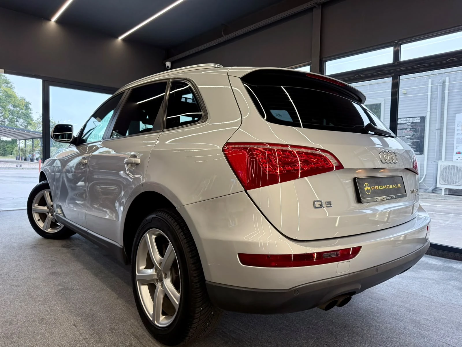 Audi Q5 Quattro* S-Line* Pano* ЛИЗИНГ, снимка 4 - Автомобили и джипове - 56658313