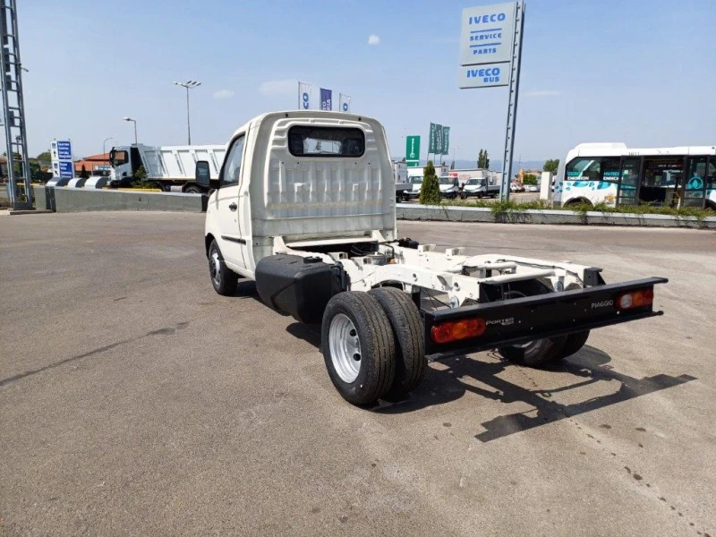 Piaggio Porter NP6  LPG шаси-кабина, снимка 2 - Бусове и автобуси - 41668499