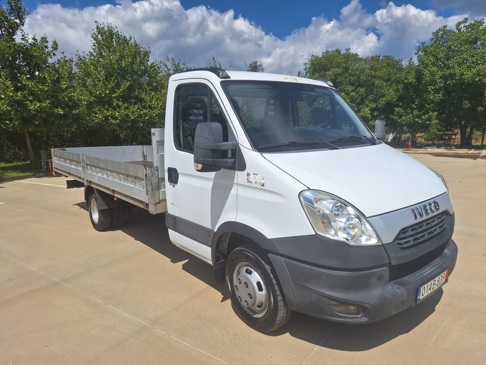 Iveco Daily 35C17 Климатик 5.30см Б категория, снимка 3 - Бусове и автобуси - 55236687
