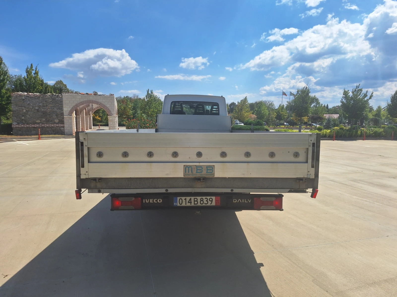 Iveco Daily 35C17 Климатик 5.30см Б категория, снимка 6 - Бусове и автобуси - 55236687