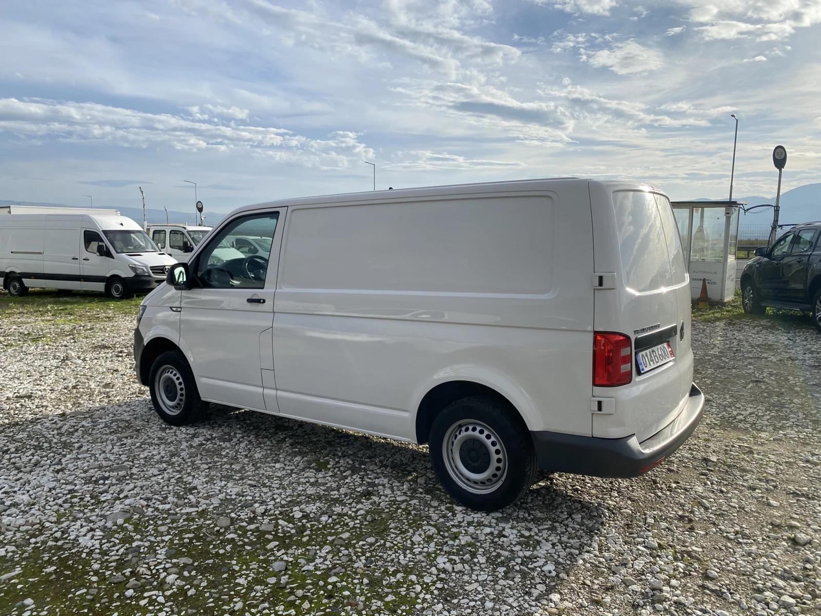 VW Transporter -2.0TDI/-2017г., снимка 5 - Бусове и автобуси - 55708337