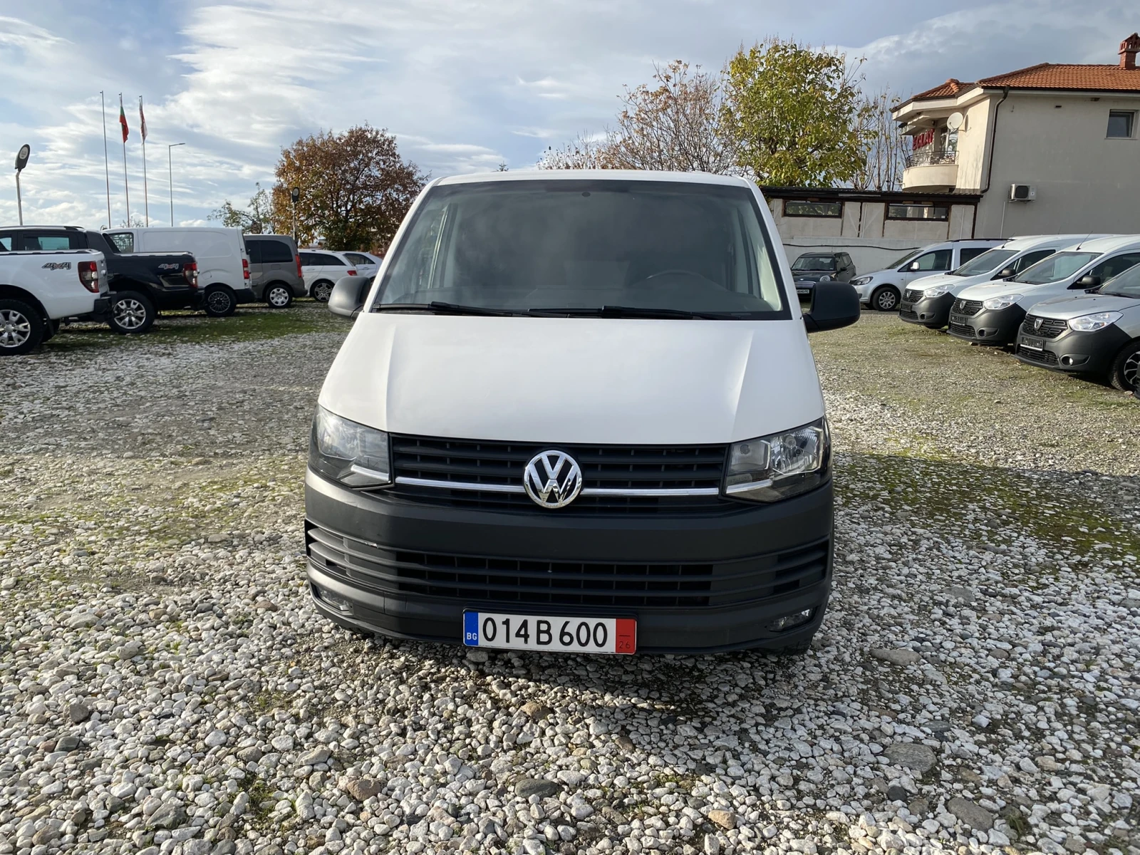 VW Transporter -2.0TDI/-2017г., снимка 2 - Бусове и автобуси - 55708337