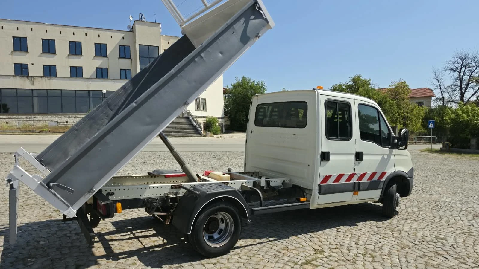 Iveco Daily Самосвал , снимка 8 - Бусове и автобуси - 55800670