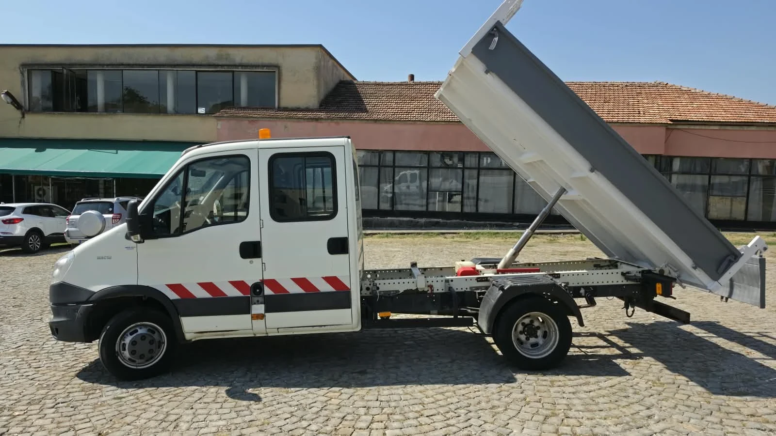 Iveco Daily Самосвал , снимка 3 - Бусове и автобуси - 55800670