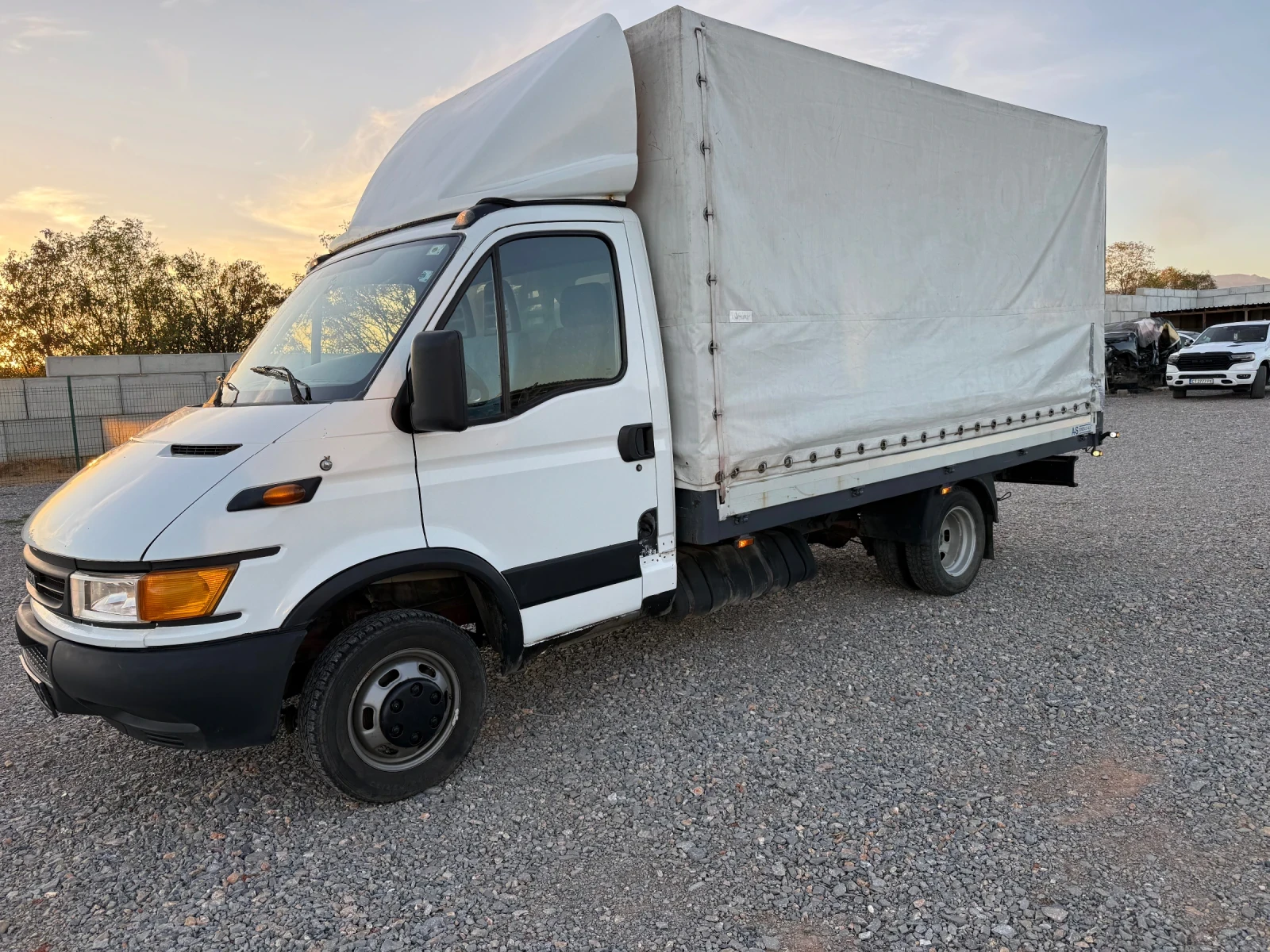 Iveco 35c11 2.8 TDI MAXI, снимка 2 - Бусове и автобуси - 56362613