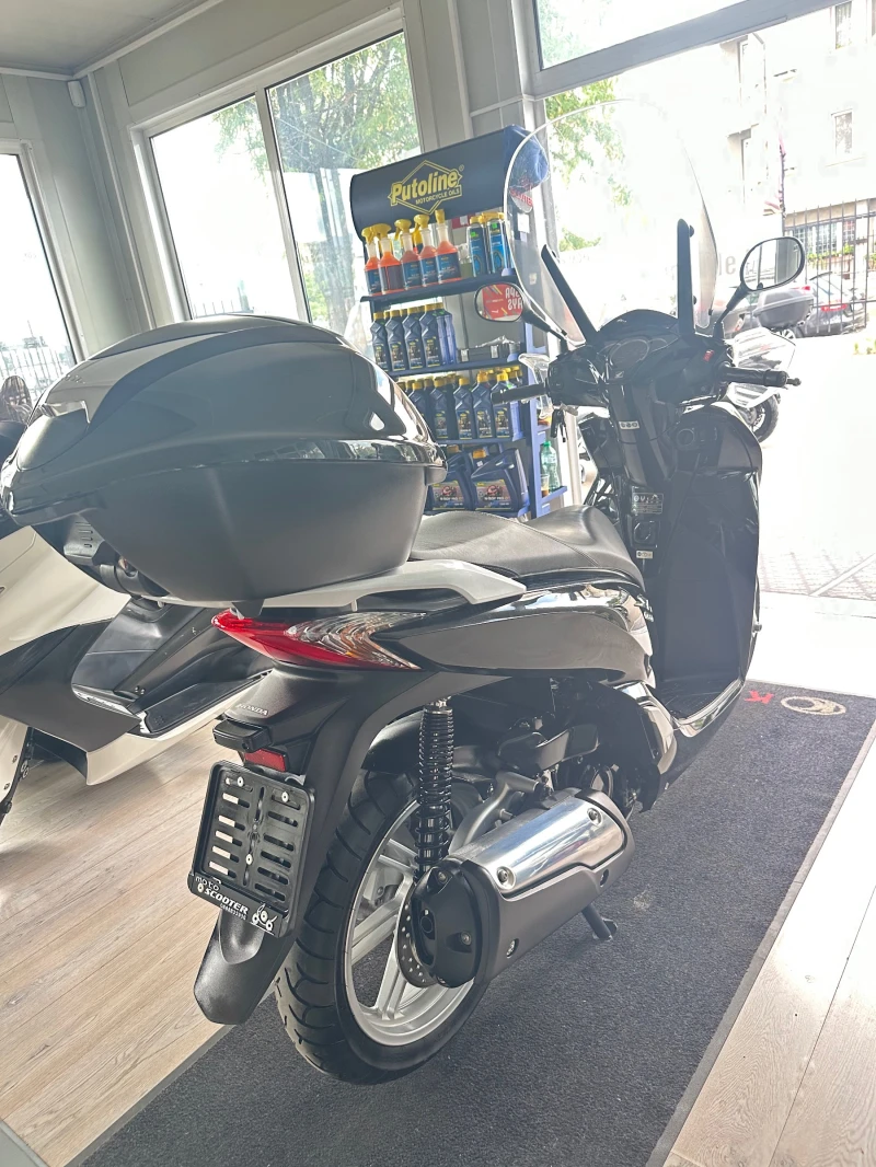 Honda Sh 300i ABS/LED, снимка 10 - Мотоциклети и мототехника - 51300527