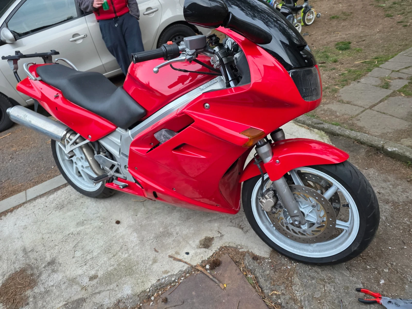 Honda Vfr 750F, снимка 10 - Мотоциклети и мототехника - 54993251
