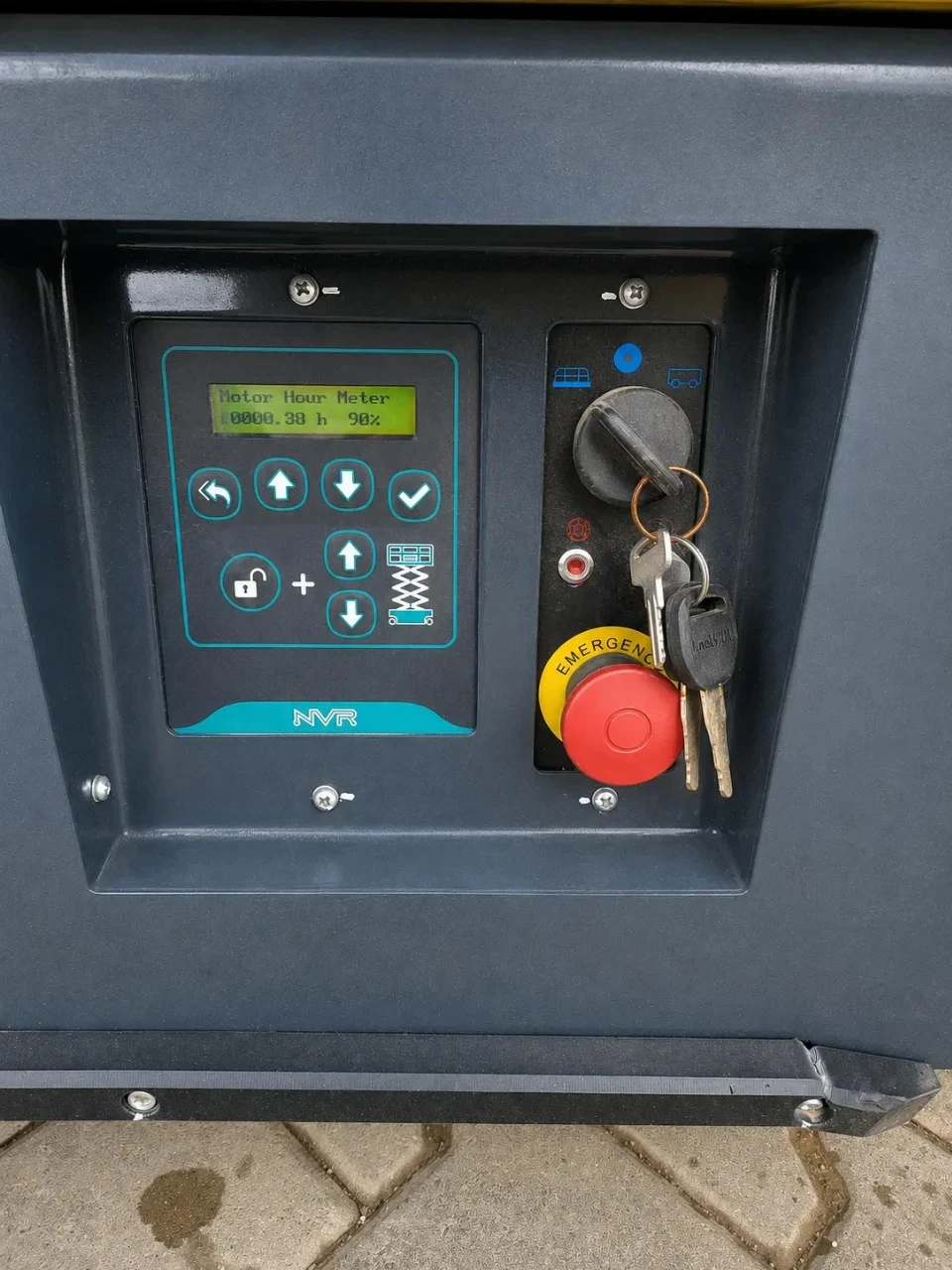 Автовишка Друга марка Bautrax SL8, снимка 12 - Индустриална техника - 54944743