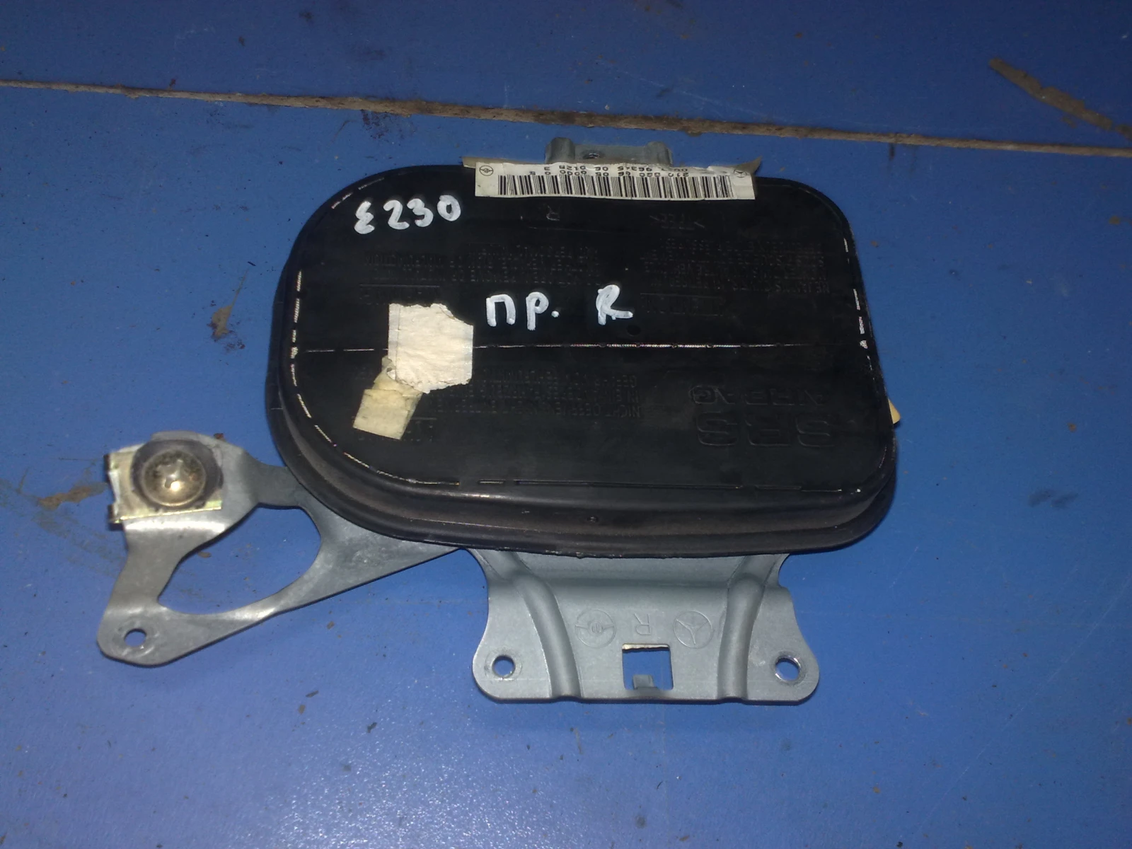 Еърбег предна дясна врата за Мерцедес Е-класа 98г.