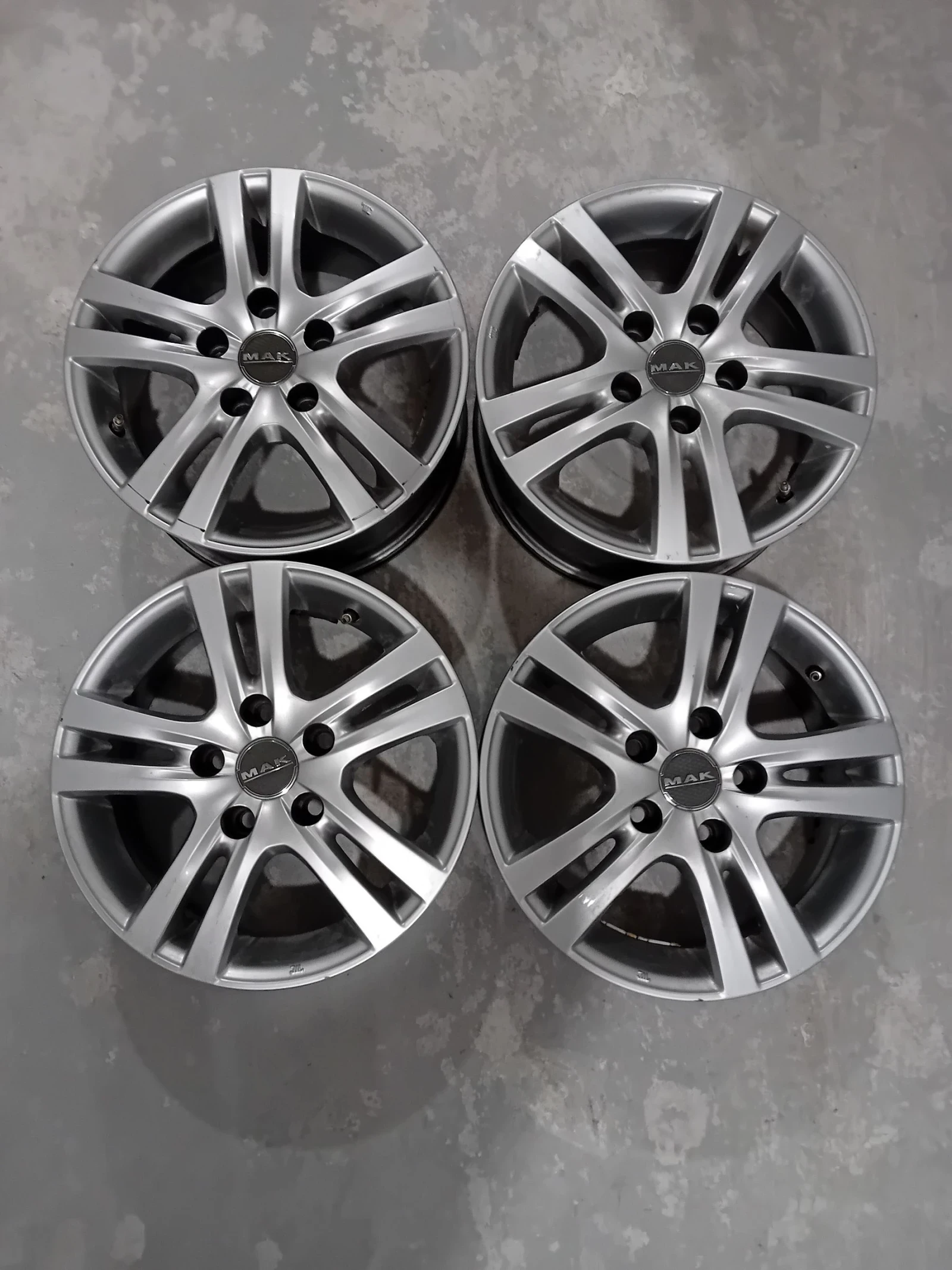 Джанти, снимка 2 - Гуми и джанти - 53837855