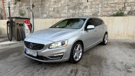 Volvo V60 PLUG-IN HYBRID 4x4, снимка 3