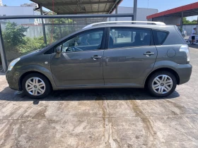  Toyota Corolla verso