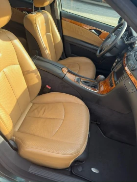 Mercedes-Benz E 280 4Матик, снимка 11