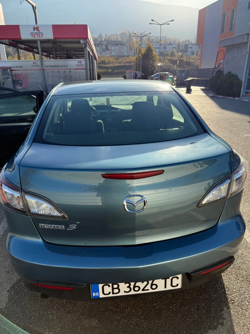 Mazda 3, снимка 15 - Автомобили и джипове - 49220572