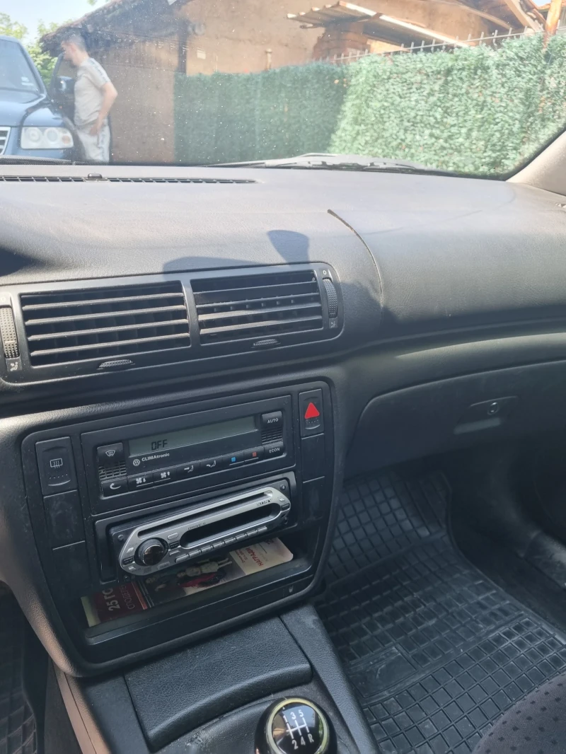 VW Passat, снимка 9 - Автомобили и джипове - 52544217