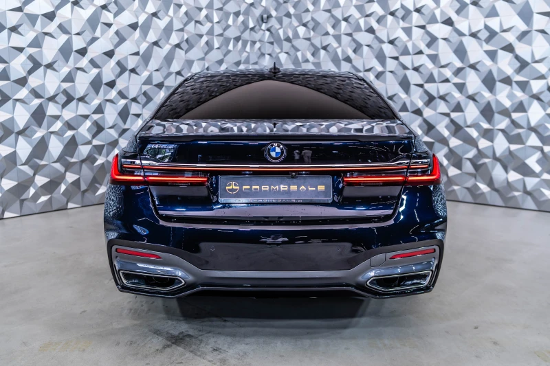 BMW 740  xDrive M Sportpaket ACC/Head/LIVE/Laser/20, снимка 5 - Автомобили и джипове - 51053972