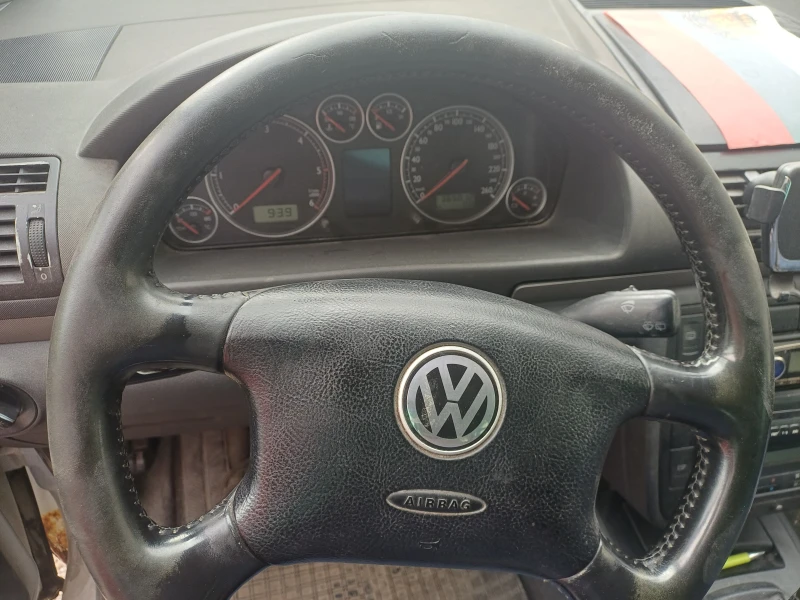 VW Sharan, снимка 7 - Автомобили и джипове - 52291462
