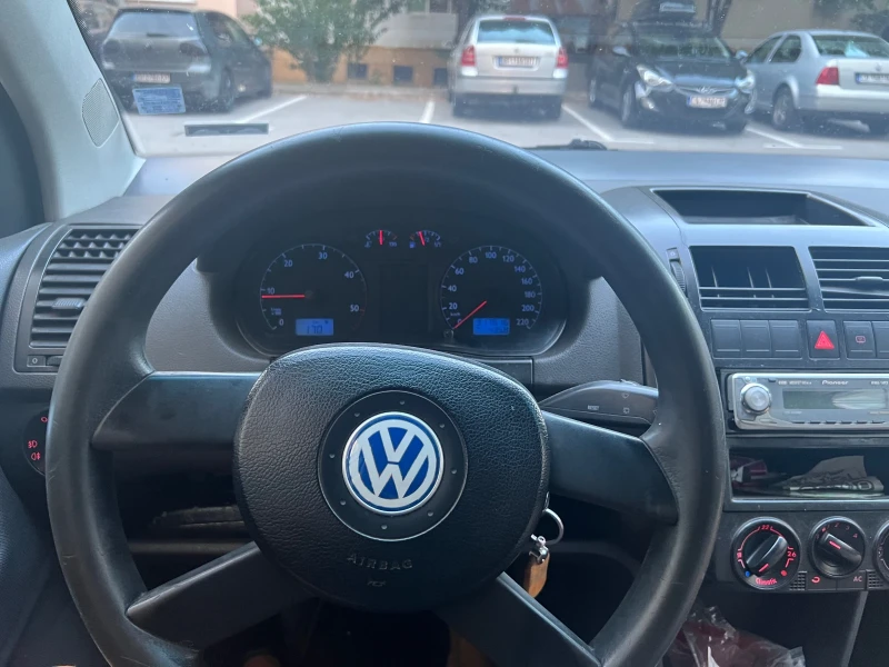VW Polo, снимка 2 - Автомобили и джипове - 52516507