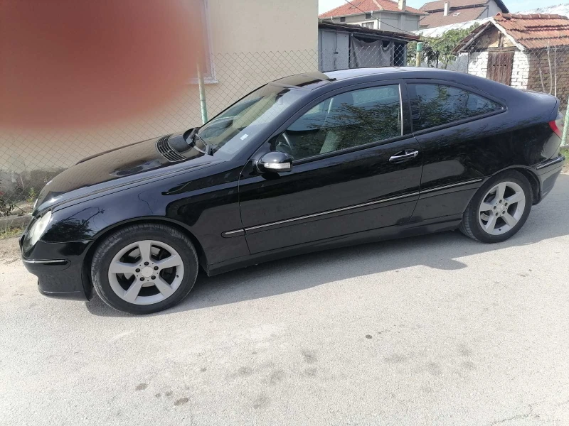 Mercedes-Benz C 220 фейслифт, снимка 10 - Автомобили и джипове - 51872816