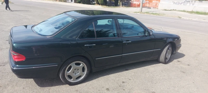 Mercedes-Benz E 430, снимка 3 - Автомобили и джипове - 52459769