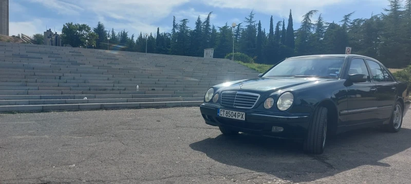 Mercedes-Benz E 430, снимка 14 - Автомобили и джипове - 52459769