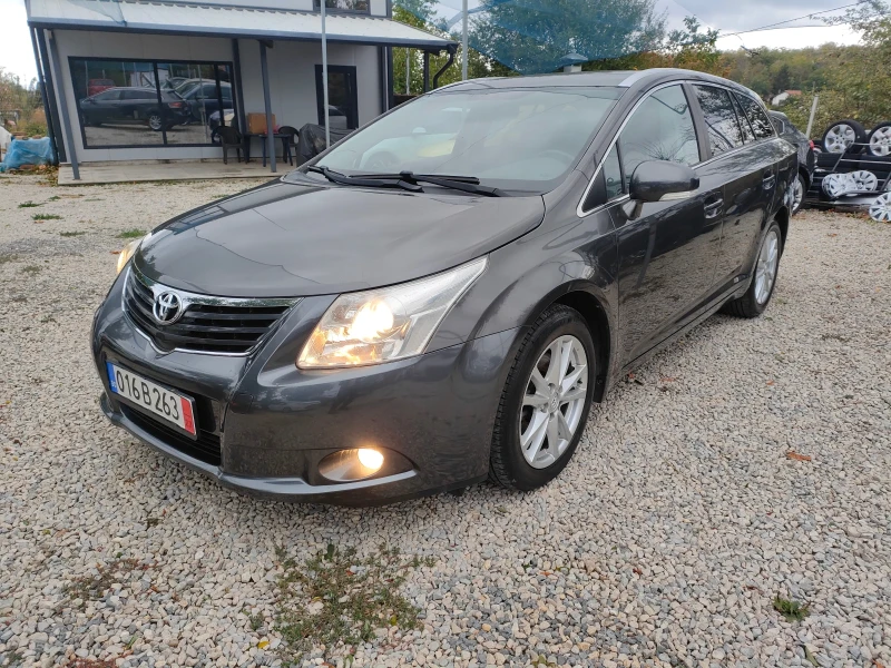 Toyota Avensis 2.2-150кс.Италия, снимка 2 - Автомобили и джипове - 51944782
