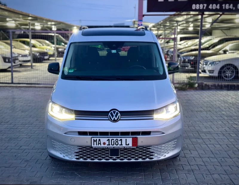 VW Caddy 2.0TDI 122k.c PANO IQ DRIVE LED FULL , снимка 3 - Автомобили и джипове - 51963911