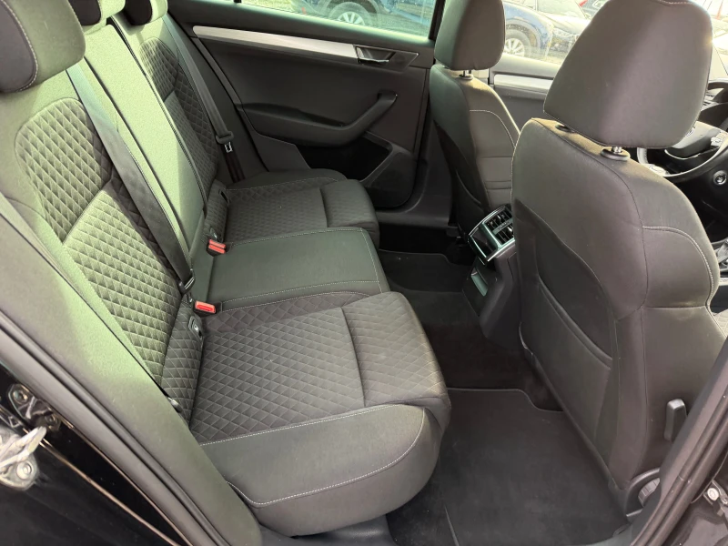 Skoda Superb 2.0 TDI -6 БРОЯ, снимка 13 - Автомобили и джипове - 52723512