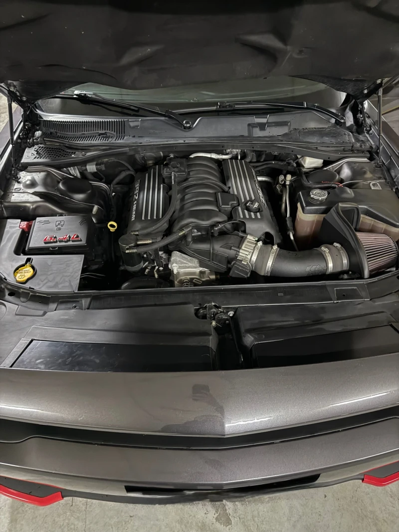 Dodge Challenger 392 HEMI SRT, снимка 8 - Автомобили и джипове - 52902864