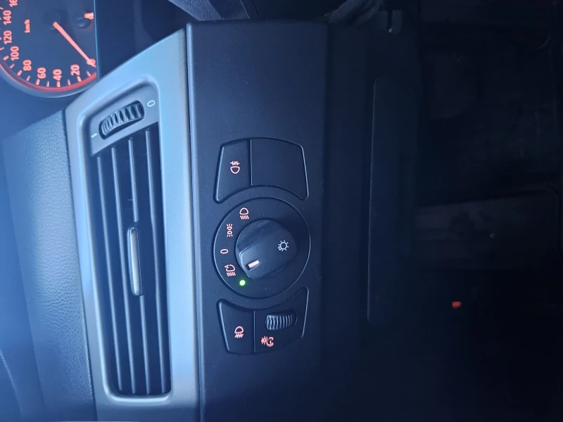 BMW 520, снимка 13 - Автомобили и джипове - 52907961